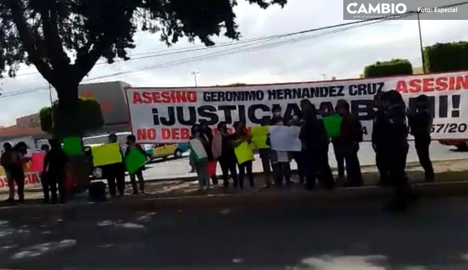 Familiares de Boni se manifiestan en Casa de justicia; exigen que su homicida no sea liberado