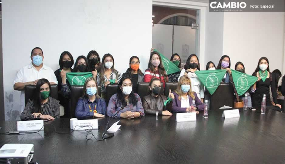 Daniela Mier y Evangelista crean mesa de trabajo con colectivos para discutir tema del aborto
