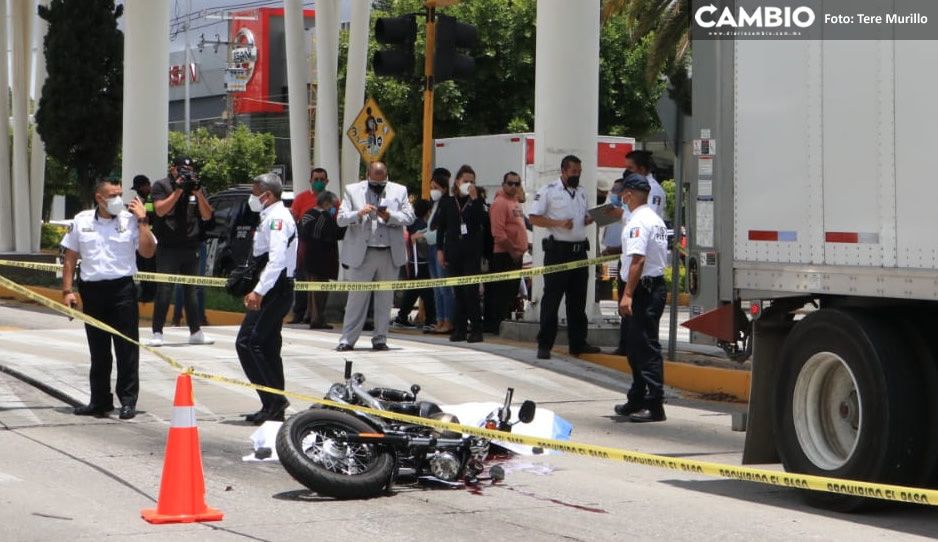 Otro motociclista muere este martes tras chocar vs parte trasera de tráiler en Boulevard Hermanos Serdán