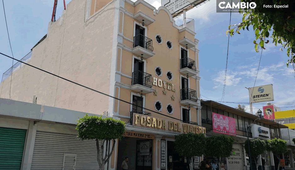Le roban a estadounidense sus cosas en el Hotel Posada del Viajero en Tehuacán