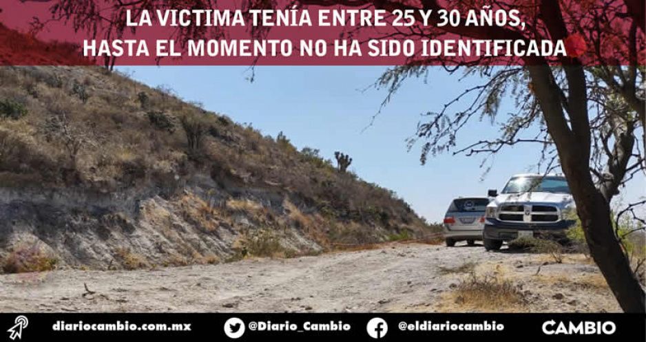Feminicidio 8: con balazos, signos de violencia y entre la hierba encuentran a una mujer sin vida en Tecamachalco