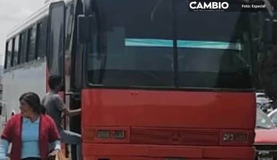 Chofer salva a turistas de ser asaltados en la carretera Acatzingo-Esperanza