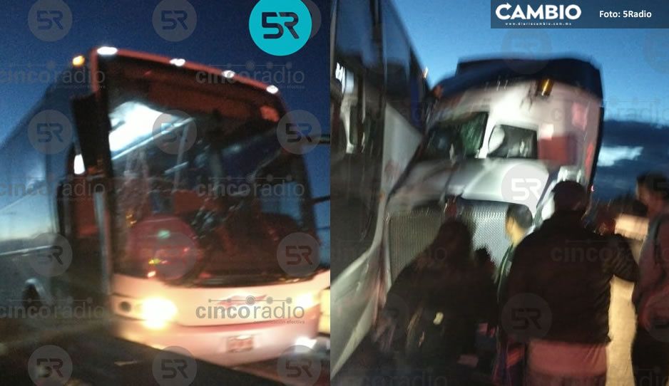 Terrible choque entre un camión de pasajeros y un tráiler en la Puebla-Orizaba ¡hay heridos!