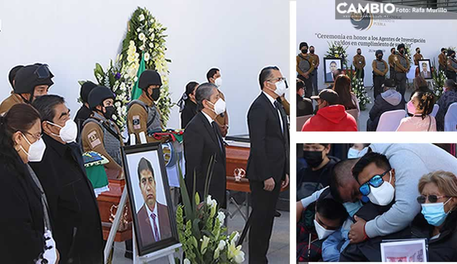 Barbosa encabeza ceremonia de honor a ministeriales asesinados por policías de Tecamachalco (VIDEO)