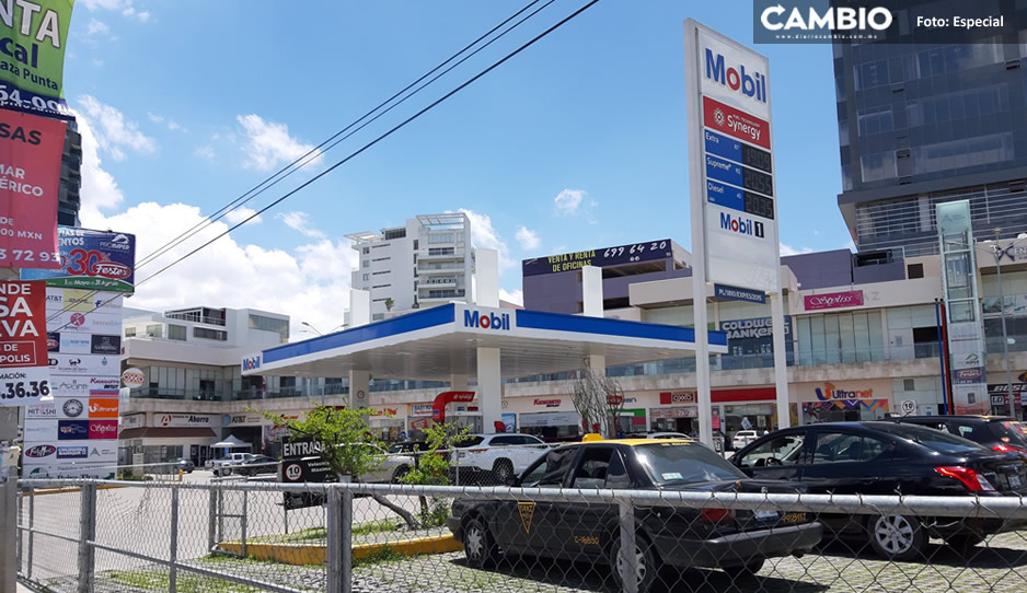 Balean a despachador de gasolinera Mobil de la Prolongación Reforma