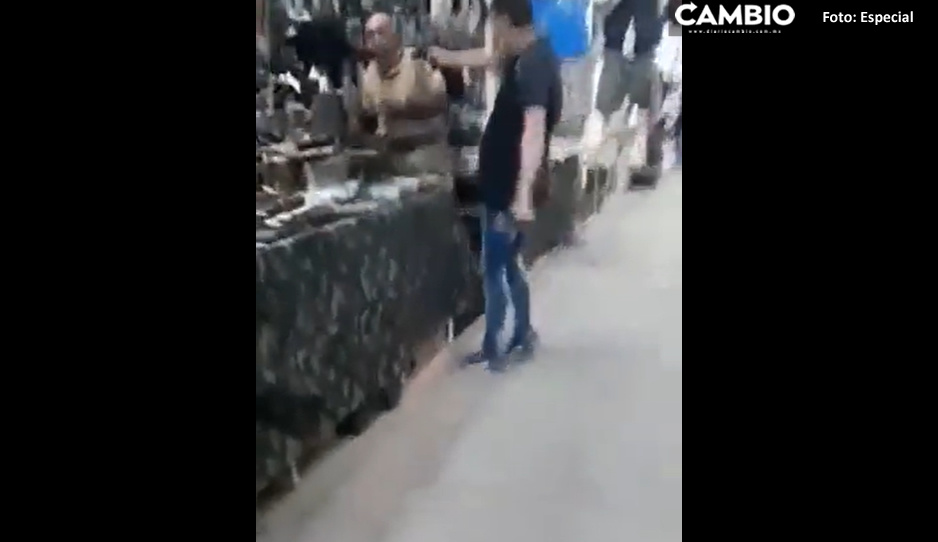 Sicario del CJNG ejecuta a líder tianguista (FUERTE VIDEO)