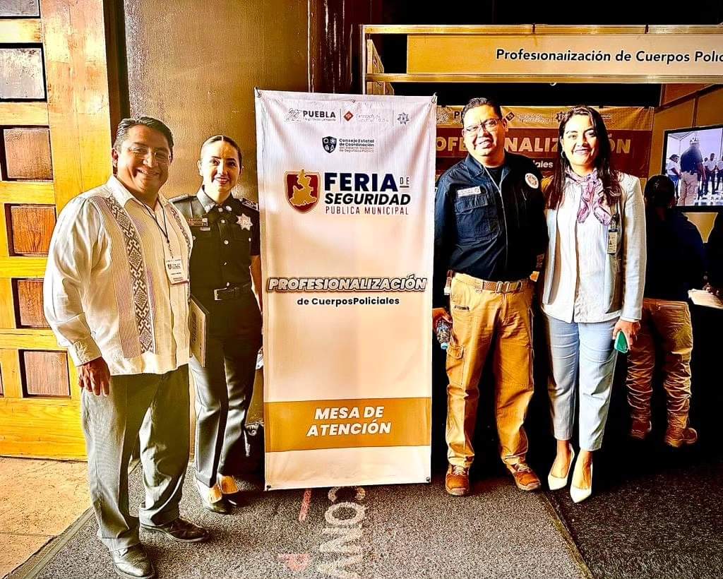 Juan C. Bonilla recibe reconocimiento por Certificado Único Policial 2023