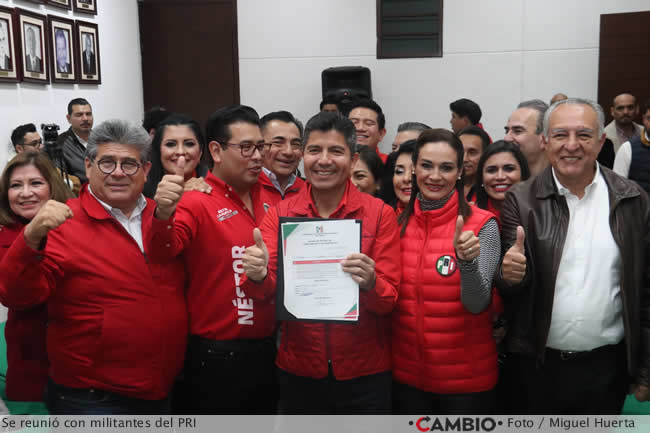 registro eduardo rivera pri precandidato gubernatura reunion militantes