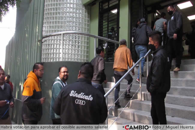 empresa sindicato audi pacta empalzamiento huelga 