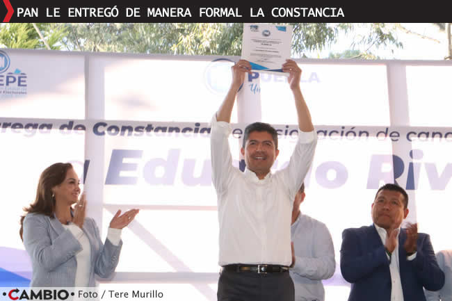 lalo rivera recibe constancia del pan como candidato gobernador puebla