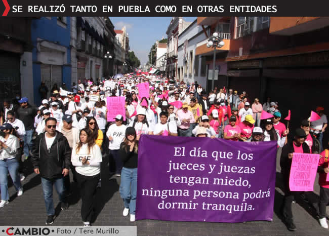 marcha por la democracia en puebla 