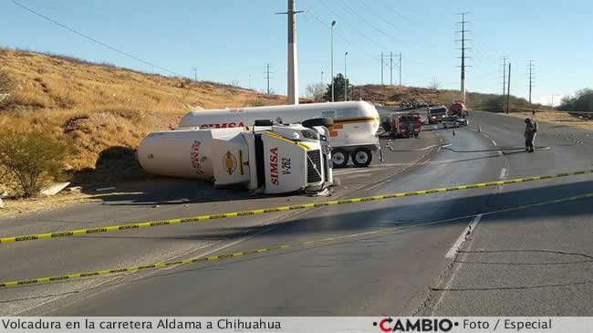 volcadura pipas simsa carretera aldama chihuahua