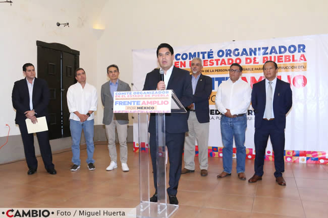 frente amplio por puebla presenta comite organizador
