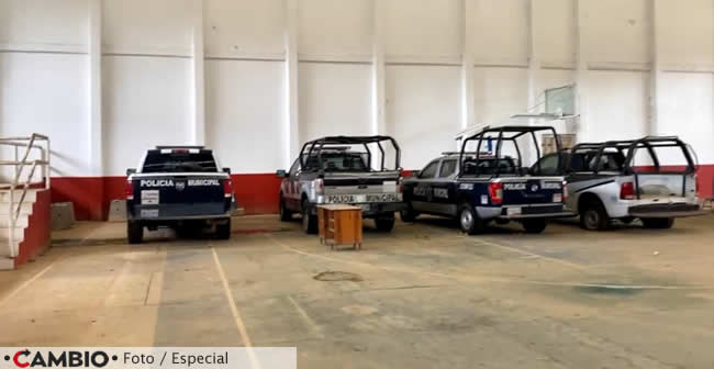 pobladores coyomeapan entregan armas vehiculos estado