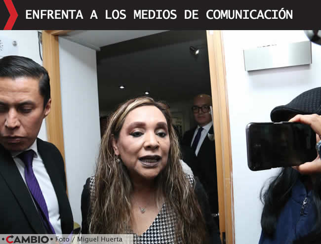 renuncia amanda gomez ase motivos personales medios comunicacion