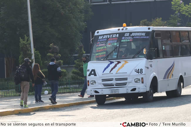 poblanos se sienten inseguros en la entidad transporte publico
