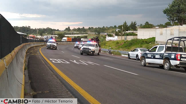 pobladores cierran autopista mexico puebla policia estatal gn desalojan