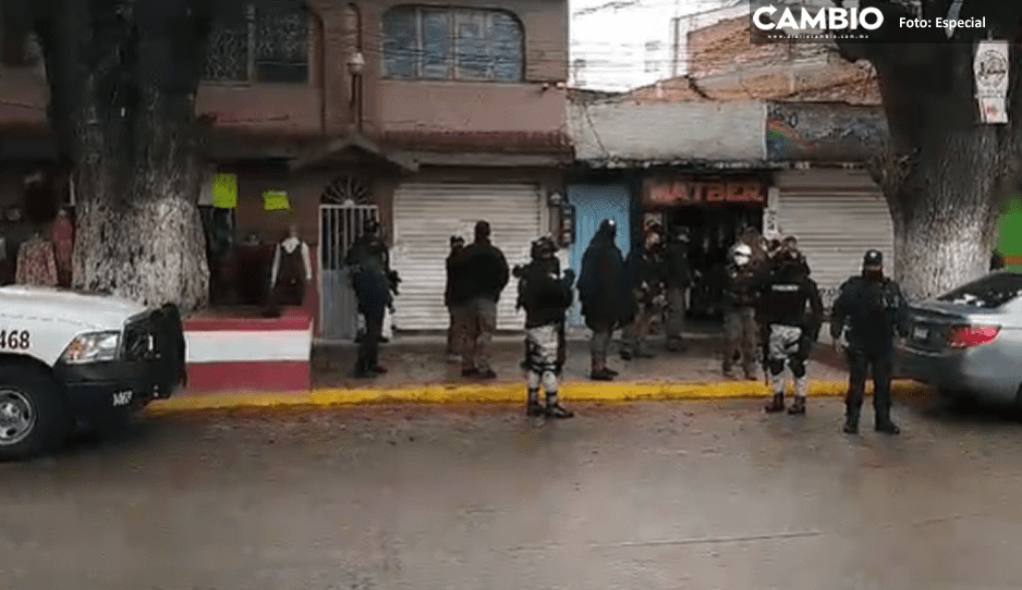 FGR, GN y Policía Estatal realizan cateos en negocios de Texmelucan (VIDEO)