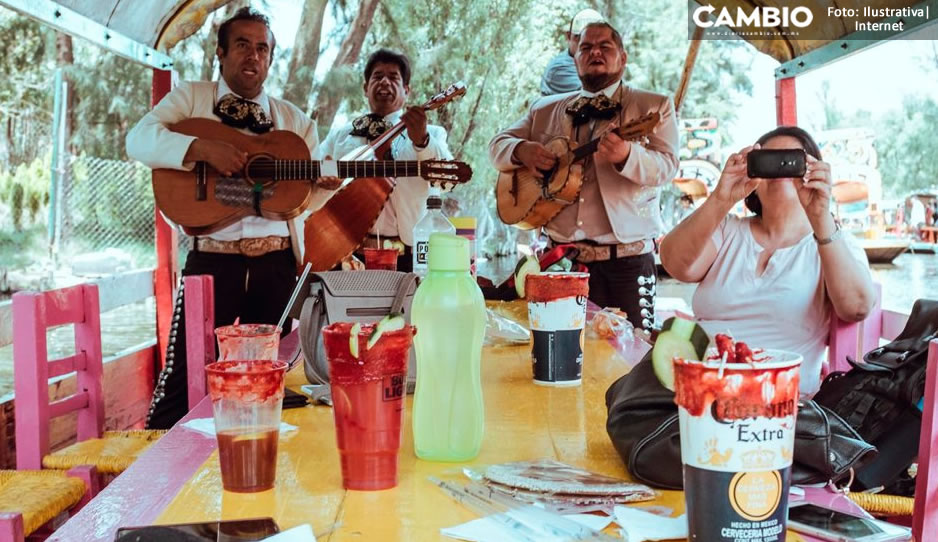 ¡Adiós a las cheves! Iniciarán retiro de chelerías en embarcaderos de Xochimilco