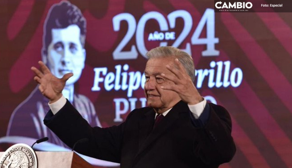 &quot;Fue hackeo&quot;: AMLO admite filtración de datos de periodistas que van a las &#039;mañaneras&#039; (VIDEO)