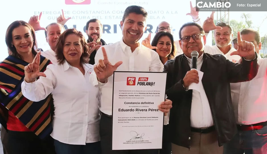 Recibe Lalo Rivera constancia como candidato del PSI a la gubernatura de Puebla