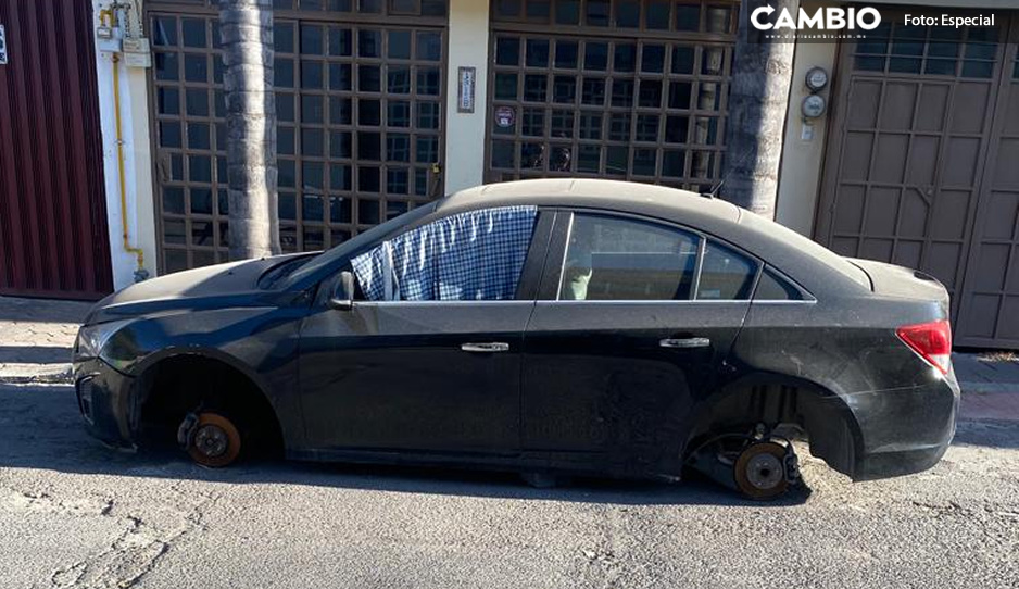 ¡Siguen haciendo de las suyas! Dejan auto desvalijado en San José Mayorazgo