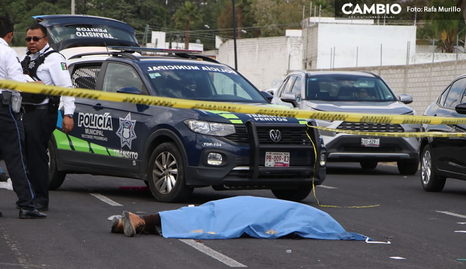 IMAGEN SENSIBLE: Aparatosa volcadura deja un muerto en Bulevar Vicente Suárez