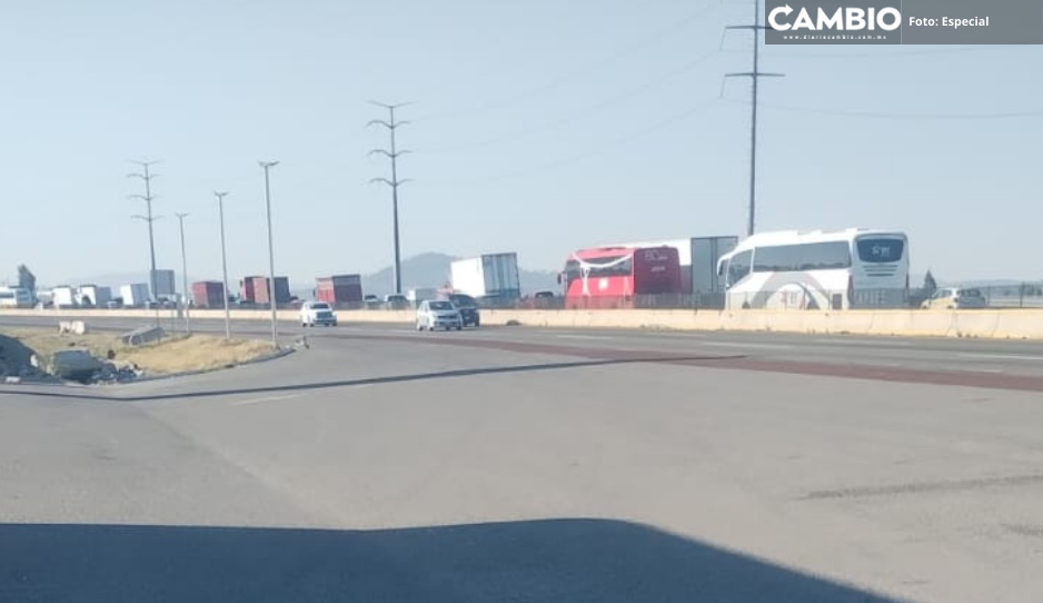 Manifestación en Arco Norte provoca tráfico en la México-Puebla