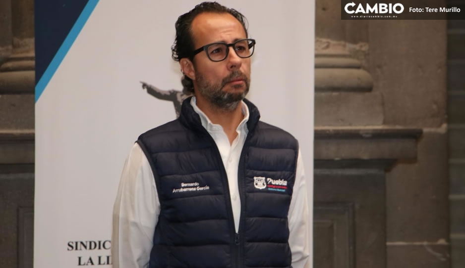 Arrubarrena entre los funcionarios del Ayuntamiento que acompañarán a Lalo en su precampaña (VIDEO)