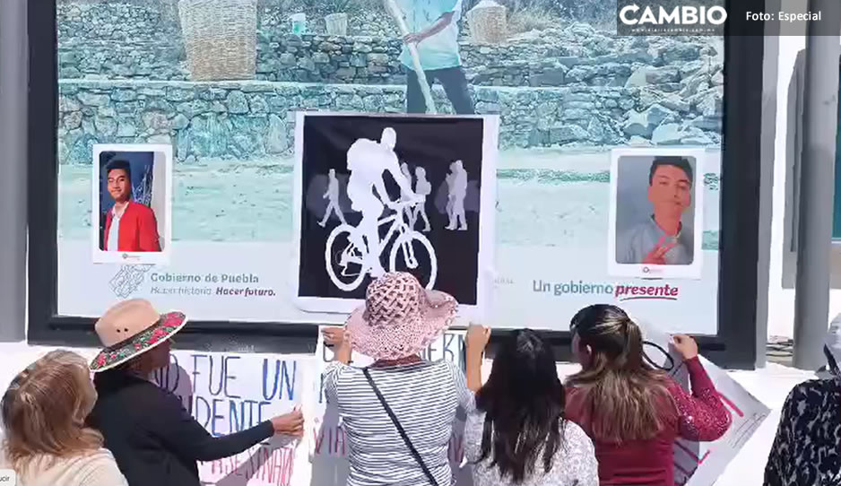 Colocan memorial para Agustín, ciclista atropellado en Vía Recreativa de la Recta a Cholula (VIDEO)