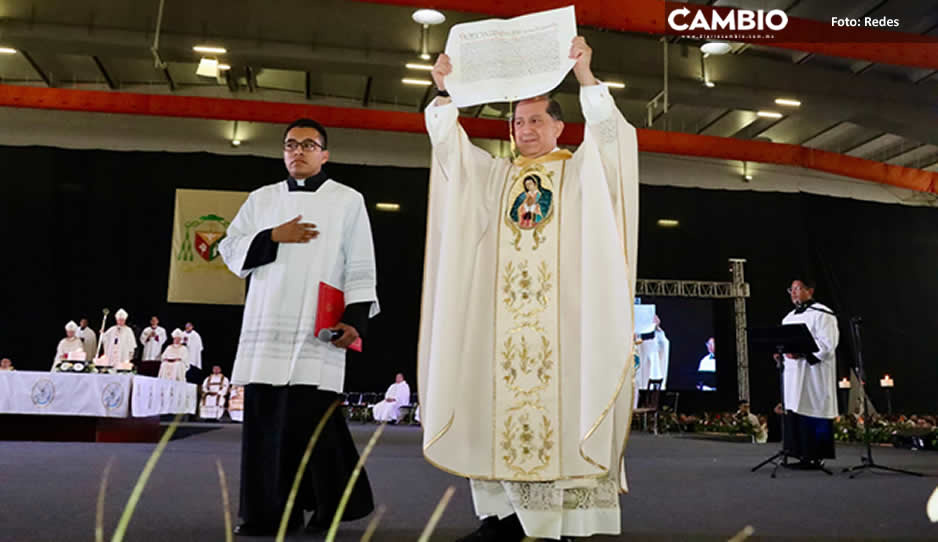 Pide Monseñor Francisco Martínez a poblanas que desean abortar reflexionar (VIDEO)
