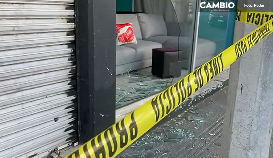 Dan “cristalazo” a mueblería en Padros Agua Azul (VIDEO)