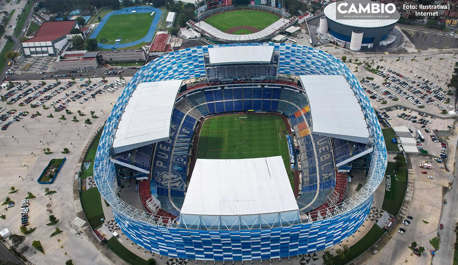 Frenan cobro de licencia para venta de alcohol en estadios de Puebla (VIDEO)