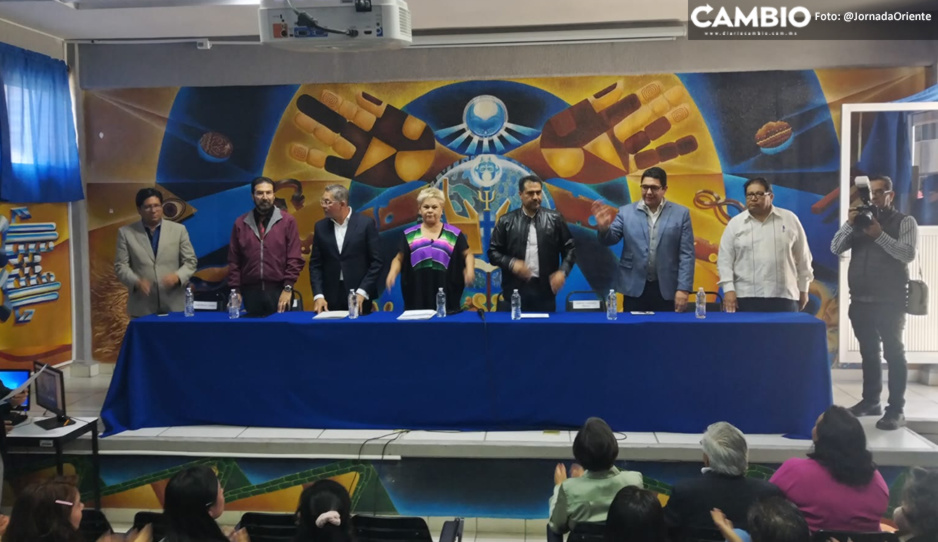 Nombran a Javier Mauleón como nuevo director del UPN de Puebla