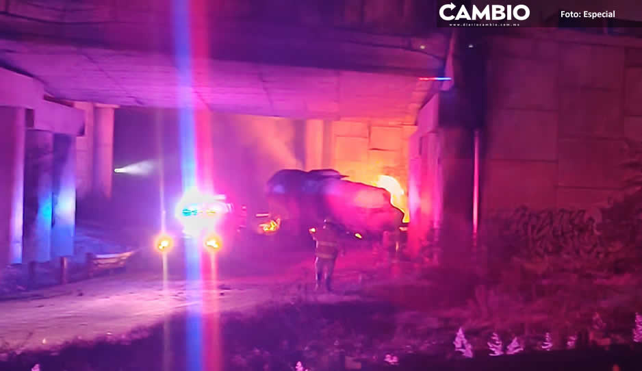 Van 2 pipas de SIMSA con combustible que derrapan en el Periférico este año (FOTOS)