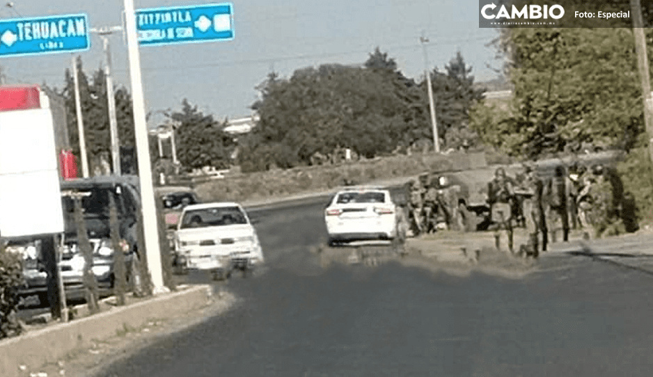 Pobladores agreden a agentes de la GN tras recuperar tractocamión robado en Esperanza