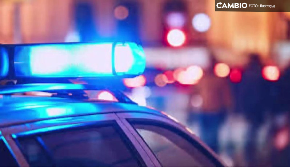 Hallan a tres hombres sin vida dentro de un vehículo en Coronango