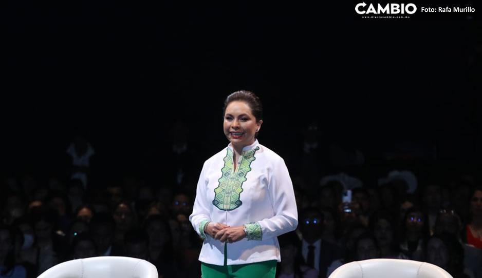 Gaby Bonilla rinde su Primer informe de labores al frente del SEDIF (VIDEO)