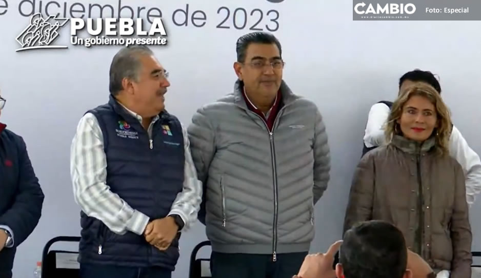 Inaugura Sergio Salomón obras de reconstrucción en el mercado de Huachinango (VIDEO)