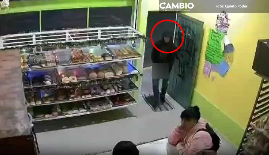 &iexcl;Con el pan nadie se mete! Mujeres frustran asalto a palos y pinzas en panader&iacute;a (VIDEO)