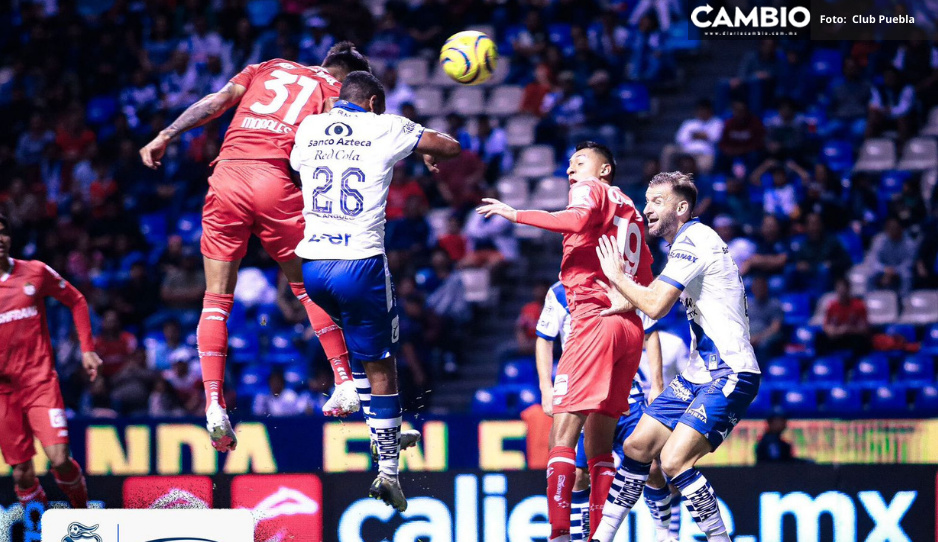 ¡Arde el Cuauhtémoc! Club Puebla empata en el primer tiempo con Toluca