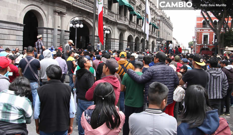 Locatarios de la Central de Abastos hacen megamanifestación para exigir expulsión de ambulantes de la 28 de Octubre (FOTOS Y VIDEOS)