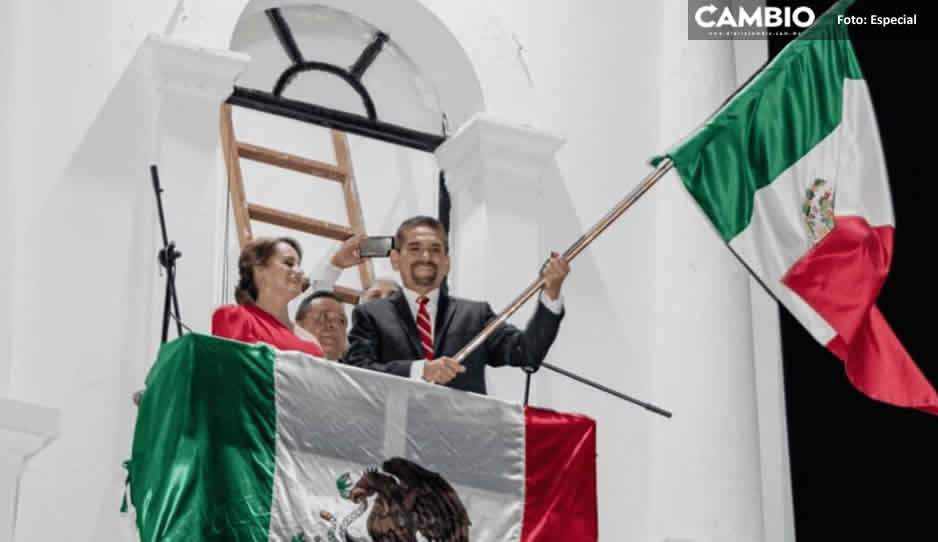 ¡Viva el erótico pueblo de México! Grita alcalde en Sonora (VIDEO)
