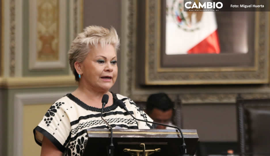 Comparece Isabel Merlo en el Congreso: destaca las 9 denuncias por venta de plazas (VIDEOS)