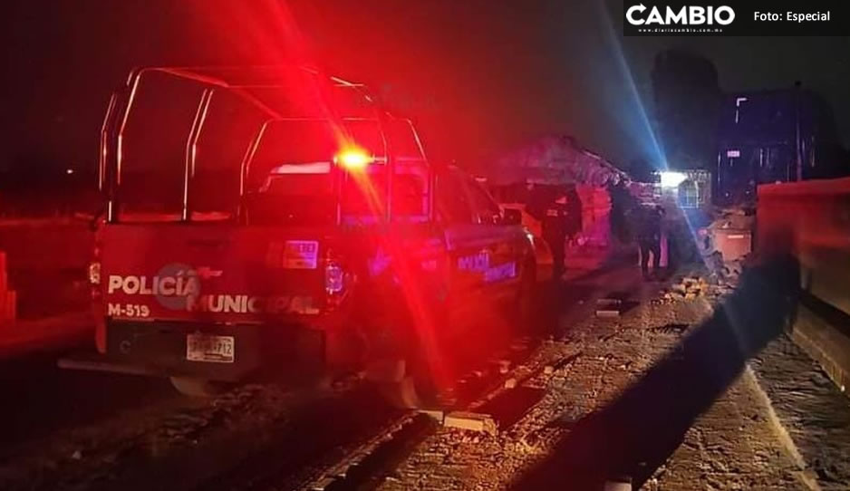 Policías de Juan C. Bonilla y San Pedro Cholula recuperan tráiler robado tras persecución