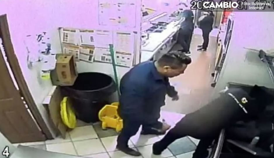 FUERTE VIDEO: Cliente golpea brutalmente a empleado de Subway por no atenderlo rápido