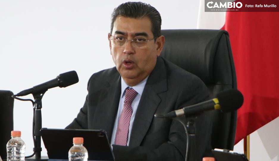 No hubo impedimento legal para que los nuevos libros de la SEP se repartieran en Puebla: Sergio Salomón (VIDEO)
