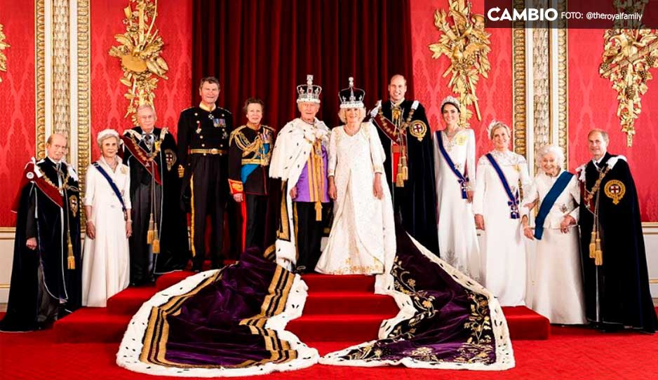 Estas son las FOTOS oficiales del rey Carlos III con la familia real británica