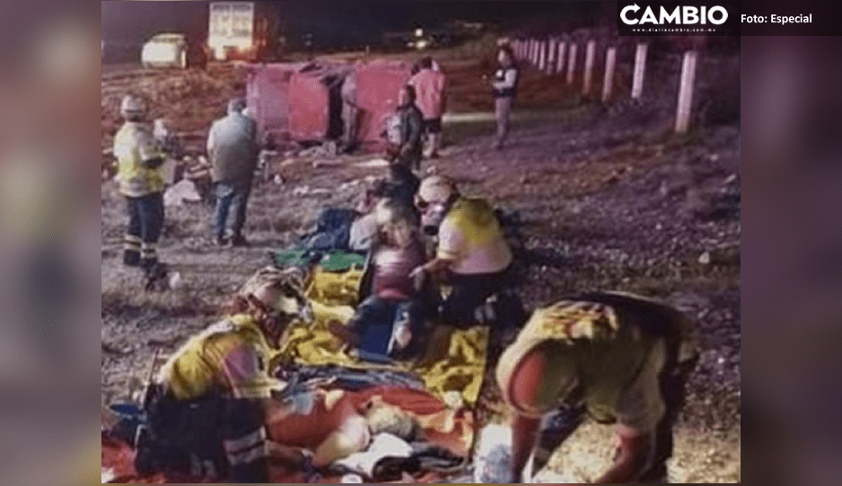 Terrible volcadura deja ocho lesionados en la Cuacnopalan-Oaxaca