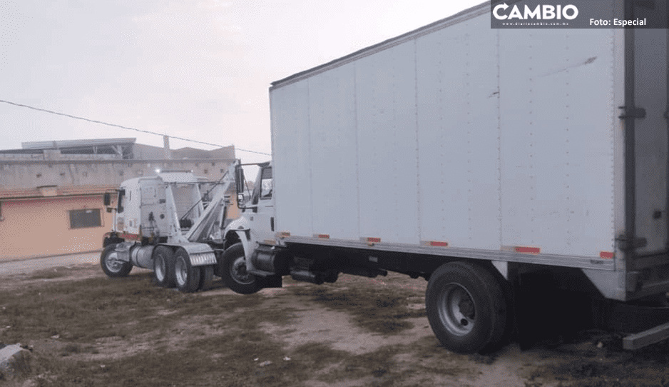 Recuperan camión con reporte de robo en la Puebla-Orizaba